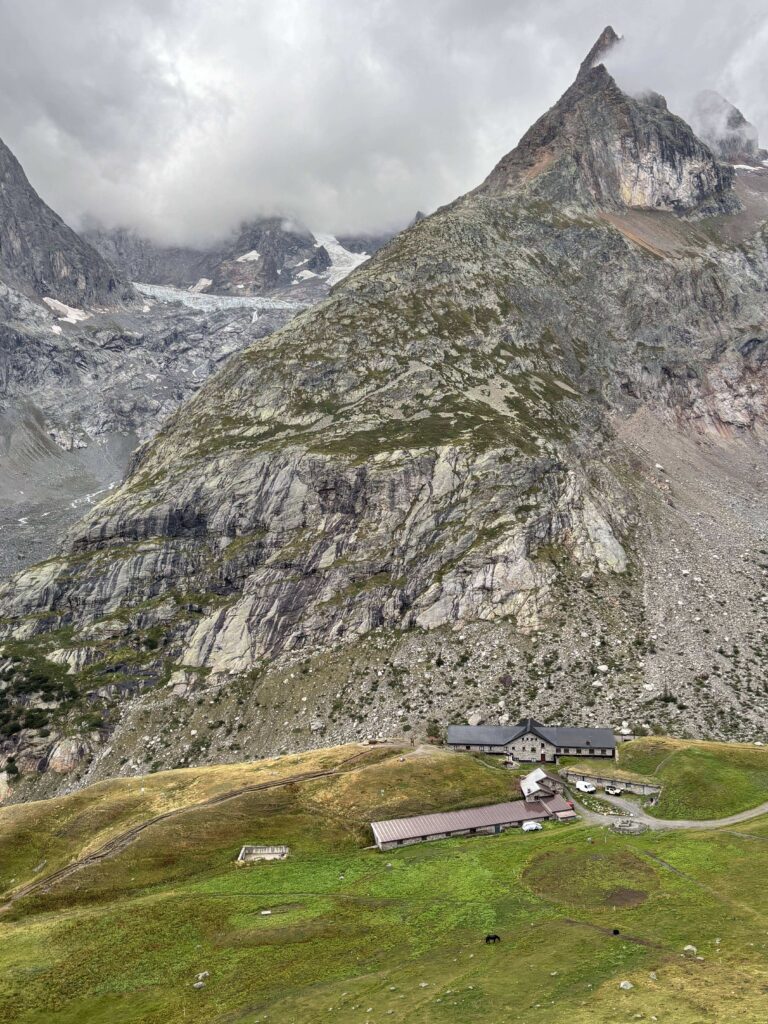 Westalpencross mit dem E-MTB – Tag 2: Rifugio Elena – Kleiner St. Bernhard – Camping Le Reclus