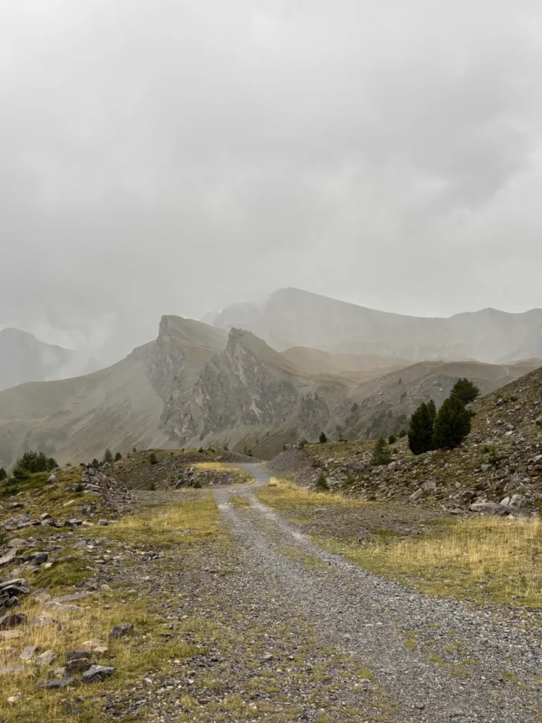 Westalpencross mit dem E-MTB – Tag 8: Ceillac – Col Girardin – Saint-Paul-sur-Ubaye (Bild 1)
